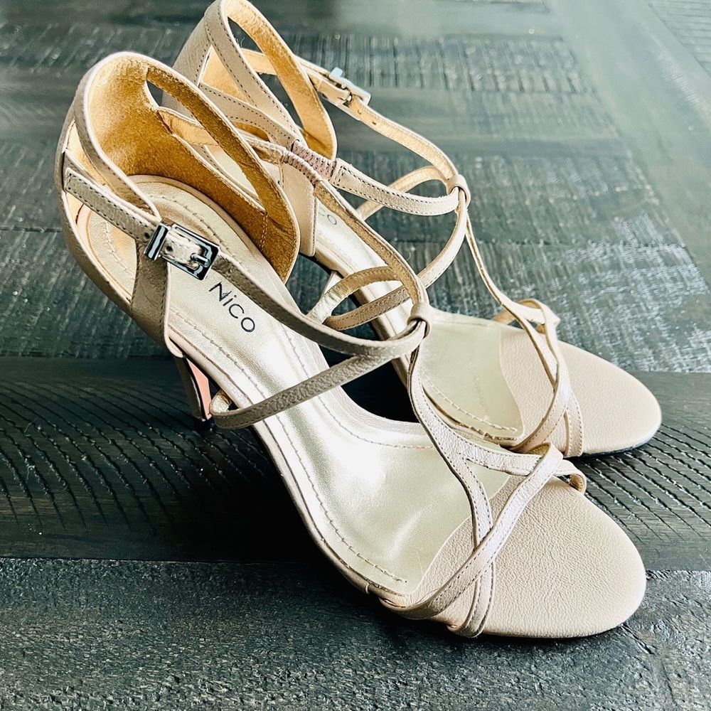 Klub Nico Tan Cream Leather High Heel Shoes Size 7